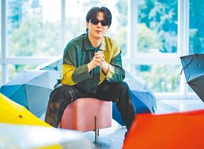 萧煌奇报母恩 「后世人给你靠」